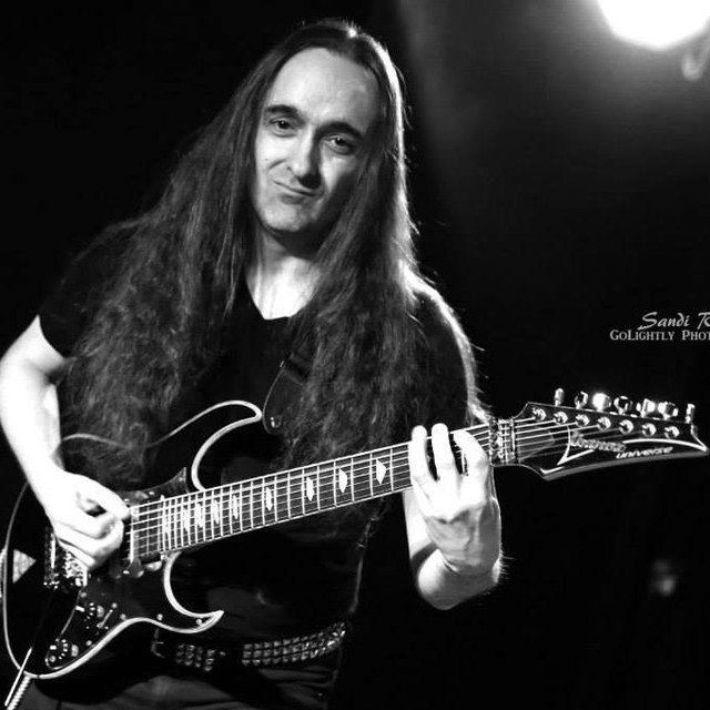 Steve Bello
