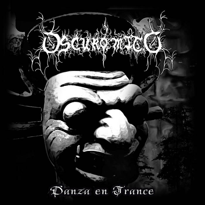 Mientras las nubes ciengan la luna...