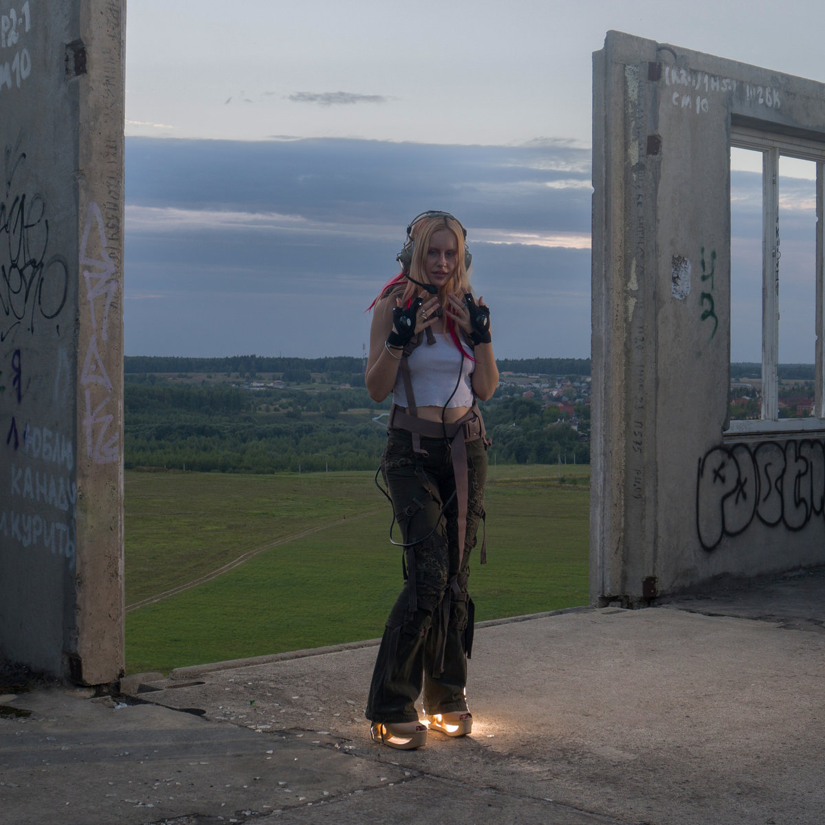 1_SMS (feat. Kedr Livanskiy)