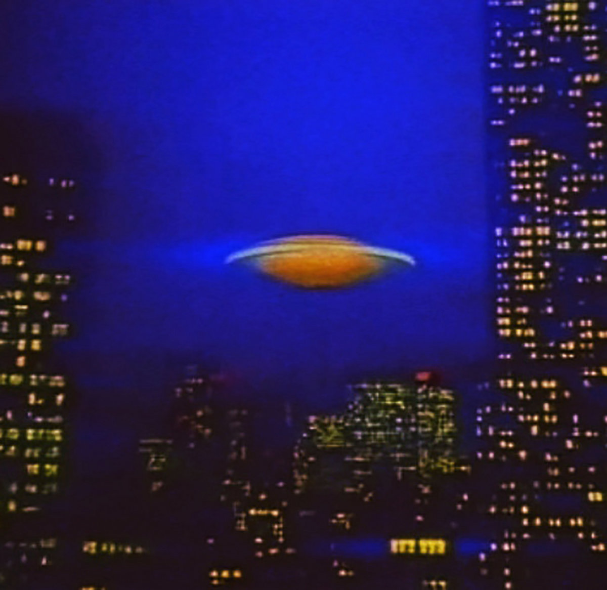 ＮＩＧＨＴ ＦＬＩＧＨＴ