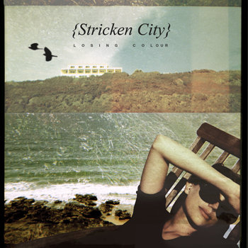 L O S I N G    C O L O U R