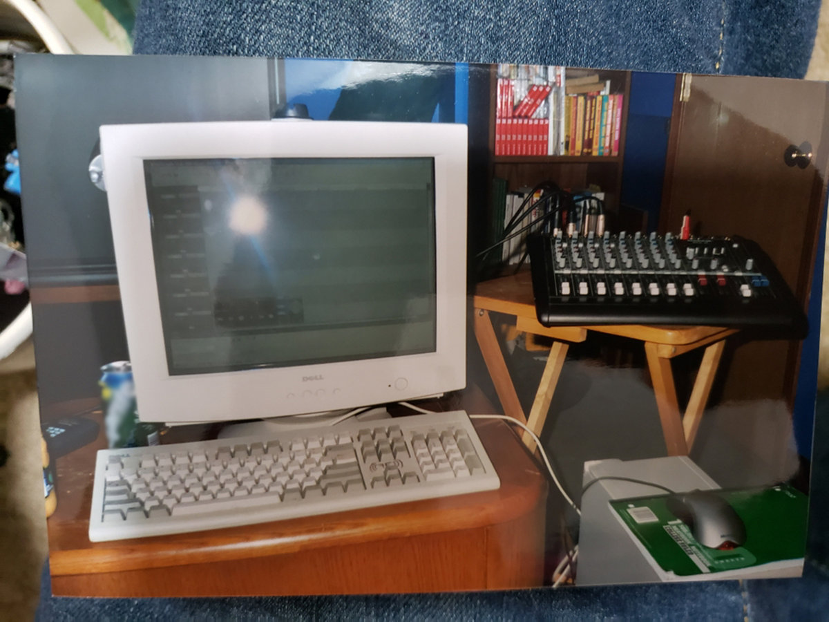 Embrace The Breed 2004